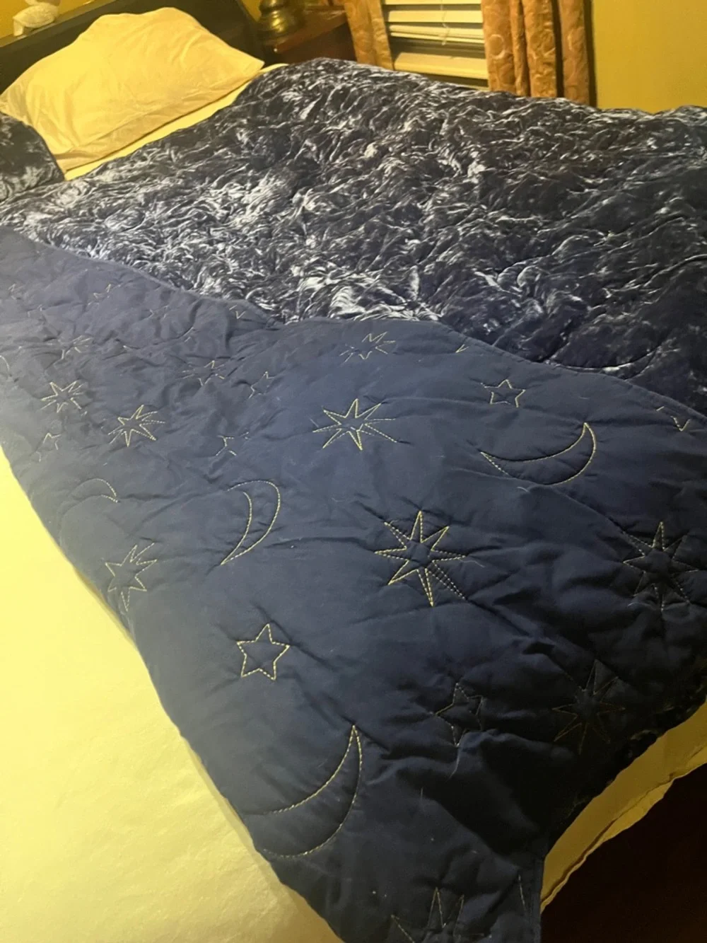 Pottery Barn Teen Plush Velvet Comforter in Deep Navy Blue - Picture 3 of 5